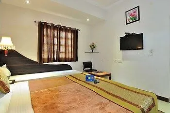 Hotel Fabhotel Fatehabad Road II Agra