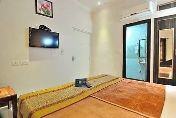 Hotel Fabhotel Fatehabad Road II Agra