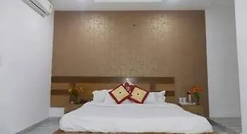 Fabhotel Fatehabad Road II Agra  3*, Agra (Uttar Pradesh) India