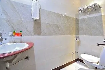 Fabhotel Fatehabad Road II Agra  3*, Agra (Uttar Pradesh) India