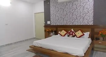 Hotel Fabhotel Fatehabad Road II Agra